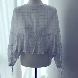 Super flowy high/low blouse